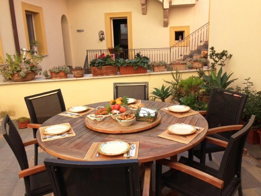 B&B Case A San Matteo Марсала Екстер'єр фото